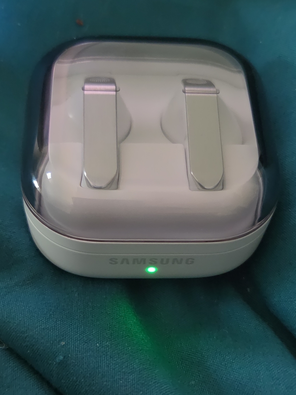 Samsung Silver and Gray True Wireless Earbuds with Charging Case - Picture 3 of 4